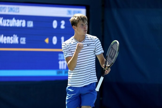 Šestnáctiletý tenista Jakub Menšík se probojoval do finále juniorského Australian Open. Foto: Instagram Jakuba Menšíka