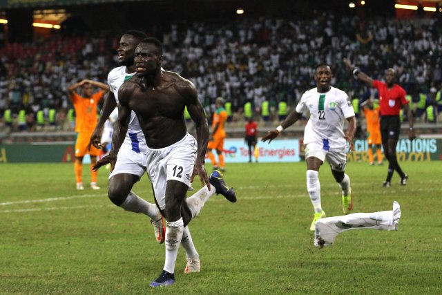 Alhaji Kamara z týmu Sierra Leone se raduje z vyrovnávací branky proti Pobřeží slonoviny. Foto: ČTK / PA / Shaun Roy / BackpagePix