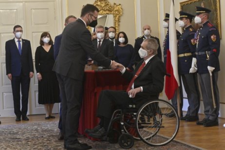 Prezident Miloš Zeman jmenoval ministrem zemědělství Zdeňka Nekulu (KDU-ČSL), 3. ledna 2022 v Lánech na Kladensku. Foto: ČTK