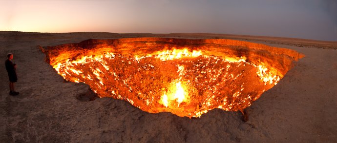 Přejmenovat, nebo zasypat? Brána do pekla klade svou otázku už padesát let. Foto: Tormod Sandtorv, Wikimedia Commons, CC BY-SA 2.0