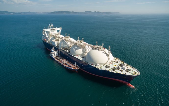 Zásobování Evropy plynem ze zámoří je závislé na tankerech schopných převážet zkapalněný plyn. Foto: Adobe Stock