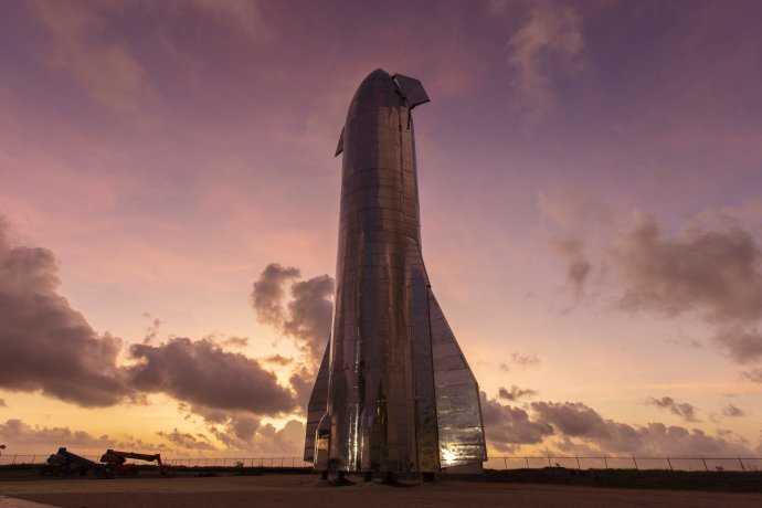 Design kosmické lodi Starship připomíná sci-fi z padesátých let minulého století. Foto: SpaceX