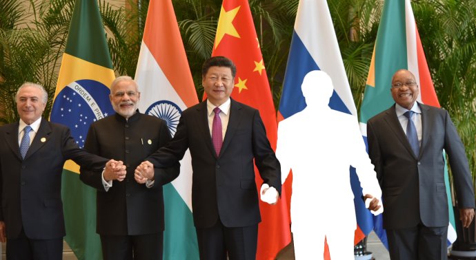 Přijede si Vladimir Putin, Západem považovaný za válečného zločince, podávat ruce na listopadový summit G20 do Indonésie? Jeho spojencům ze zemí BRICS to tolik nevadí nebo tomu jsou přímo nakloněni. Foto: Úřad premiéra indické vlády, National Informatics Centre, nic.in