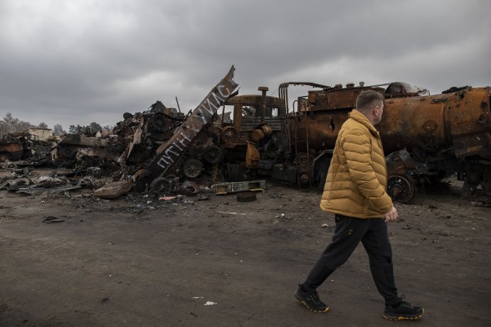 Destrukce ve městě Boroďanka na severozápad od Kyjeva. FOTO: Gabriel Kuchta, Deník N