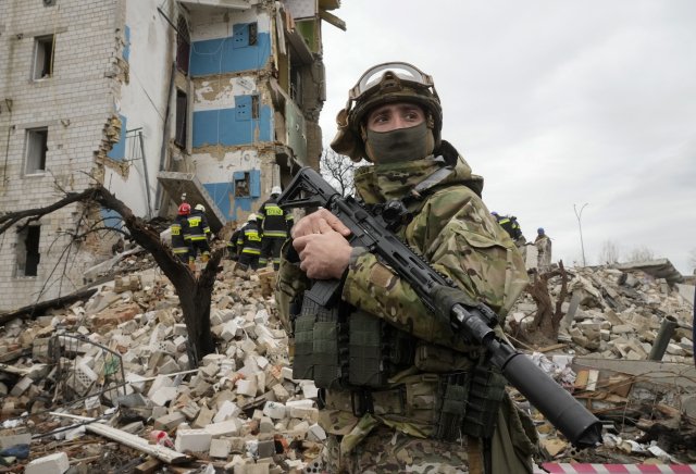 Ukrajinci na řadě míst odrazili ruský útok, konec války ale na dohled není. Foto: ČTK/AP