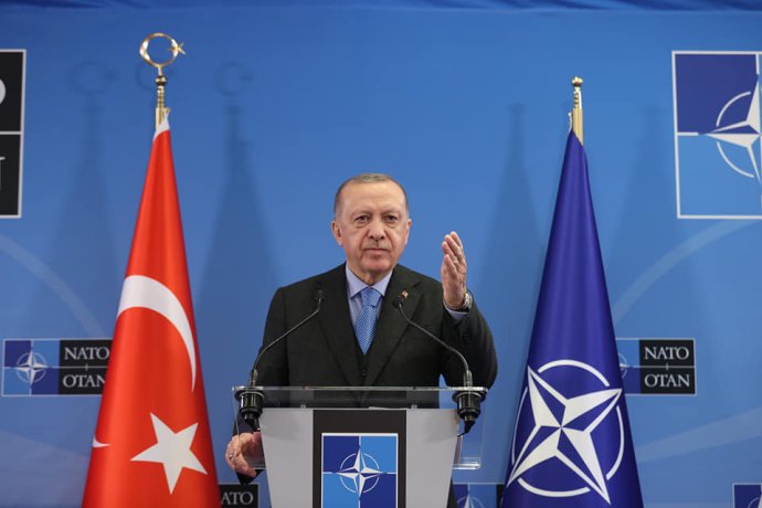 Turecký prezident Erdogan na tiskové konferenci po jednání summitu NATO 24. března 2022 v Bruselu. Foto: úřad prezidenta, facebook.com/RTErdogan