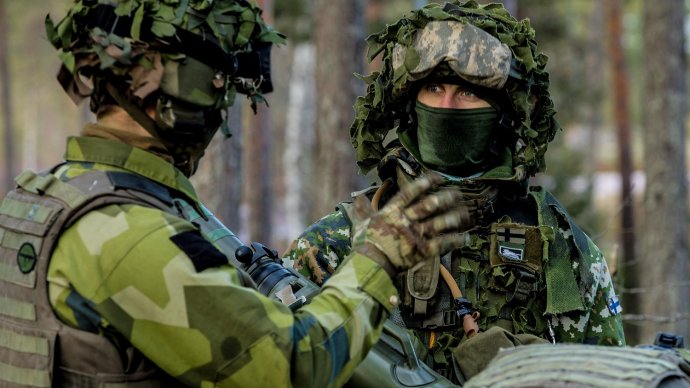 Finsku a Švédsku zbývá pro vstup do NATO překonat poslední dvě překážky. Foto: Finské obranné síly
