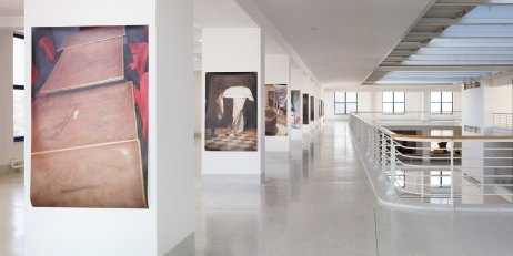 Umělecká kvalita série Markéty Othové vzniká až v kontextu s konkrétním výstavním prostorem, pro nějž je speciálně vytvořena, a jeho komunikaci s návštěvníkem. Foto: Martin Polák (NGP)