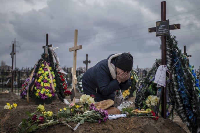 Ukrajinské i ruské matky zůstávají samy se svým neštěstím. Foto: Gabriel Kuchta, Deník N