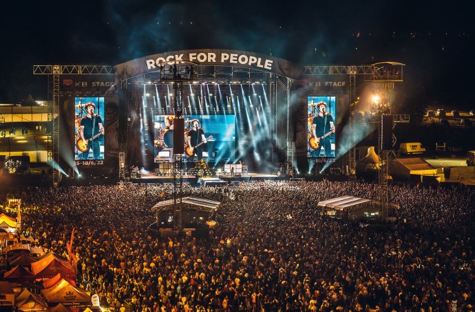 Green Day na letošním Rock for People. Foto: Petr Klapper