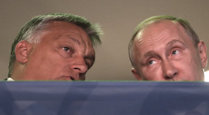 „Tak jim do toho hodíme vidle, co, Vladimire Vladimiroviči? Ilustrační foto: ČTK, AP/Petr David Josek