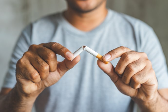 Malajsie a Nový Zéland hodlají v blízké budoucnosti učinit tabáku a kouření přítrž. Chtějí toho dosáhnout tím, že pro mladou generaci učiní tabák nelegální. Foto: AdobeStock, Nopphon