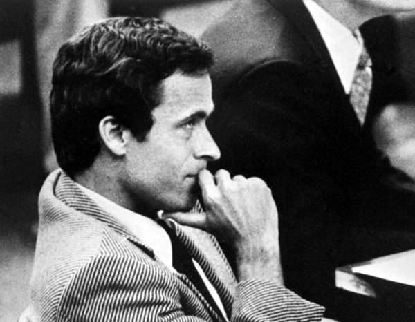 Ted Bundy u soudu. Foto: Wikipedia