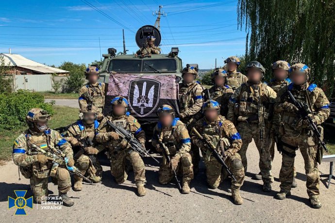 Ukrajinští vojáci v Kupjansku. Fotografii zveřejnila Státní bezpečnostní služba (SBU). Foto: SBU