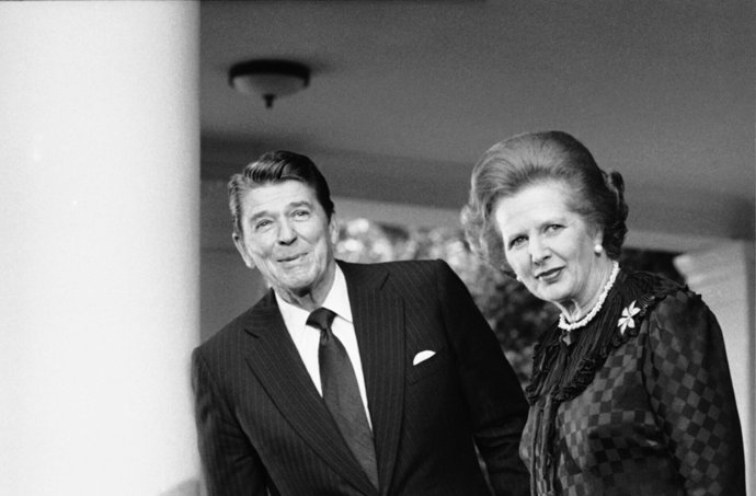 Z mnoha ekonomických kroků, které prosazovali Ronald Reagan a Margaret Thatcherová je dnes politický kryptonit. Foto: Flickr