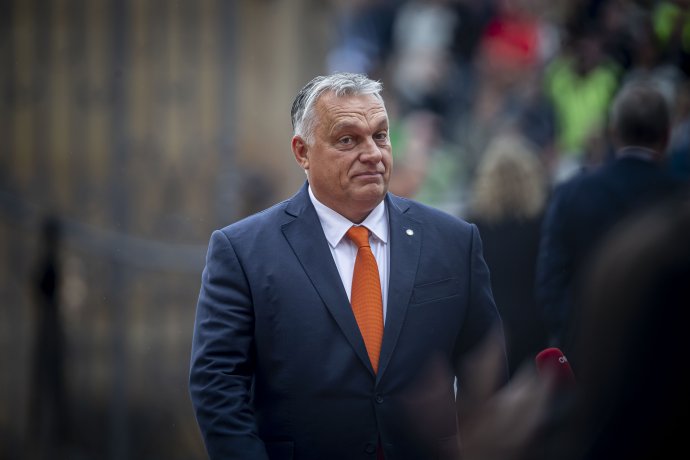 Maďarskému premiérovi Viktoru Orbánovi tentokrát jeho plán nevyšel, členské země mu zmrazí miliardy eur dotací. Foto: Gabriel Kuchta, Deník N