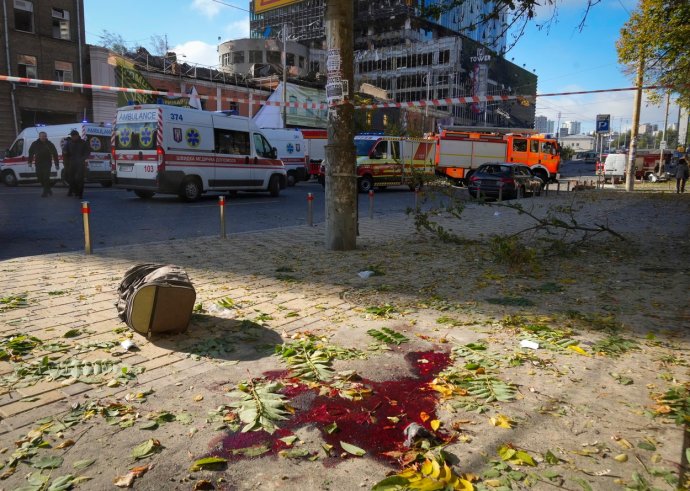 Následky ruského útoku na Kyjev. Foto: ČTK