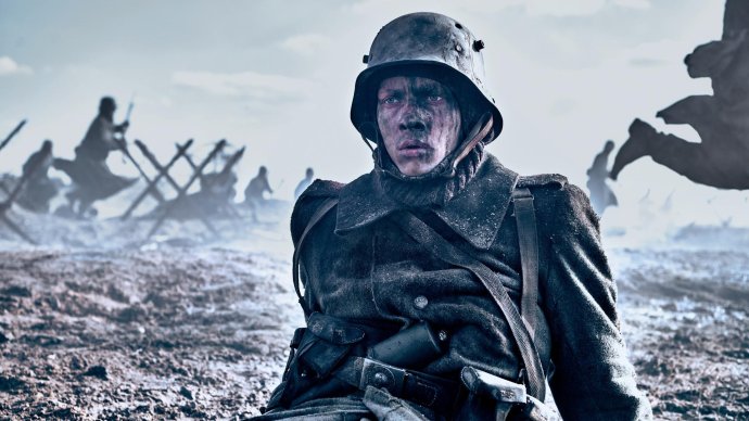 Felix Kammerer v hlavní roli filmu Na západní frontě klid. Foto: Netflix