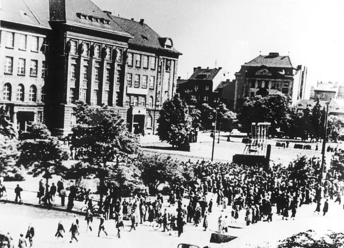Plzeňské nepokoje po vyhlášení měnové reformy. Červen 1953. Foto: ČTK