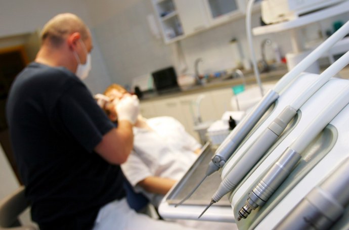 Zubařů bez smlouvy s pojišťovnou přibývá. Ilustrační foto: ČTK