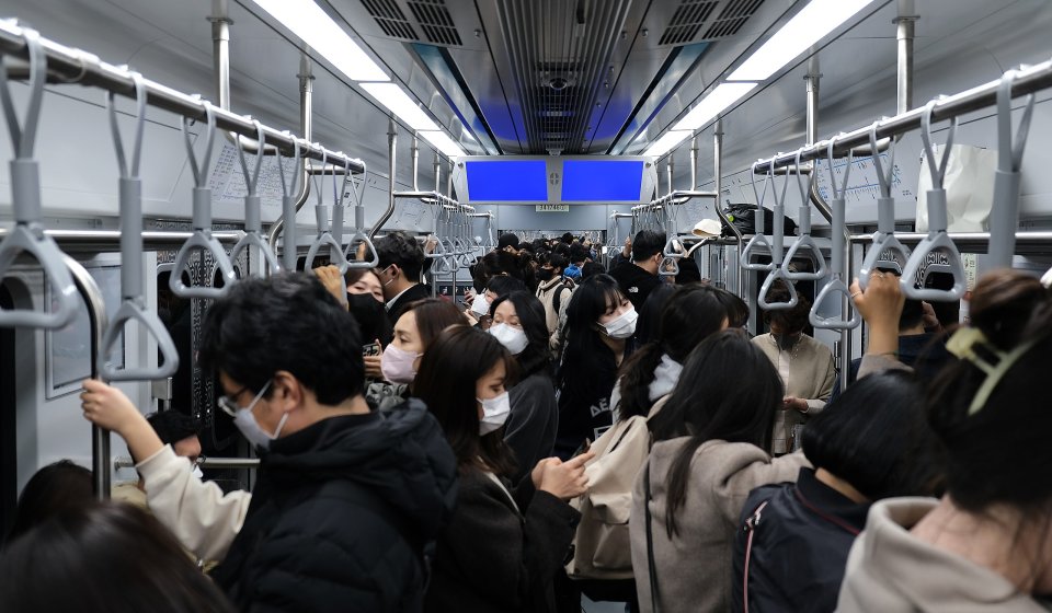 Síť metra v jihokorejském Soulu patří k nejpropracovanějším, ale také nejrušnějším na světě. Foto: Kallerna, Wikimedia CC BY-SA 4.0