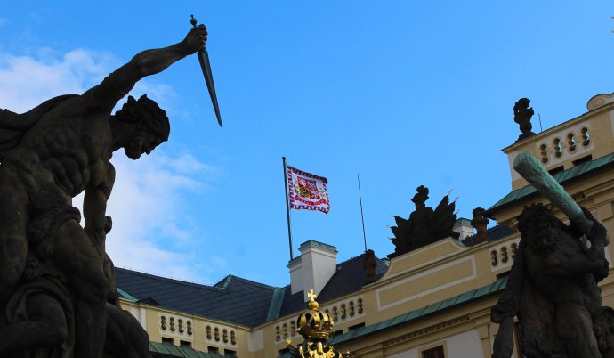 Hlavní brána na 1. nádvoří Hradu z Hradčanského náměstí. Zdroj: Miloš Ruml, ČTK