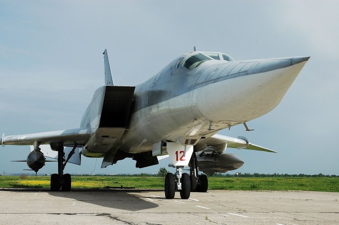 Tu-22M3 s podvěšenými raketami. Foto: tupolev.ru