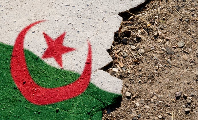 Alžírské vládní úřady přitvrdily v umlčování svých kritiků. Foto: Dzmitry, Adobe Stock