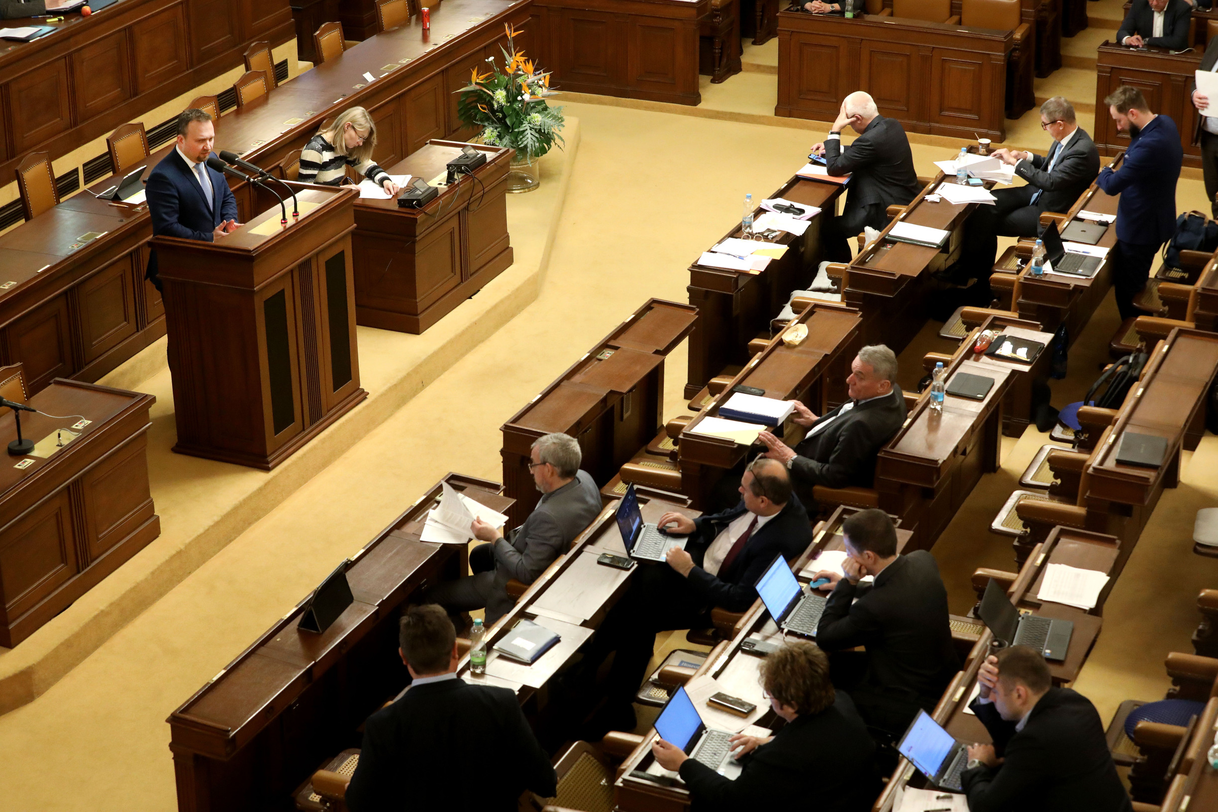 Pointa N: Patnáct důvodů, proč je ve Sněmovně potřeba více aktivních žen