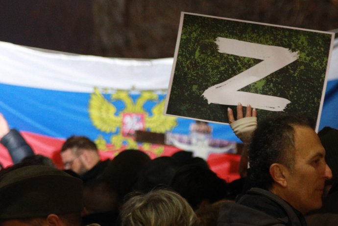 Skutečný vlastenec se pozná podle víry v Z. Foto: Profimedia