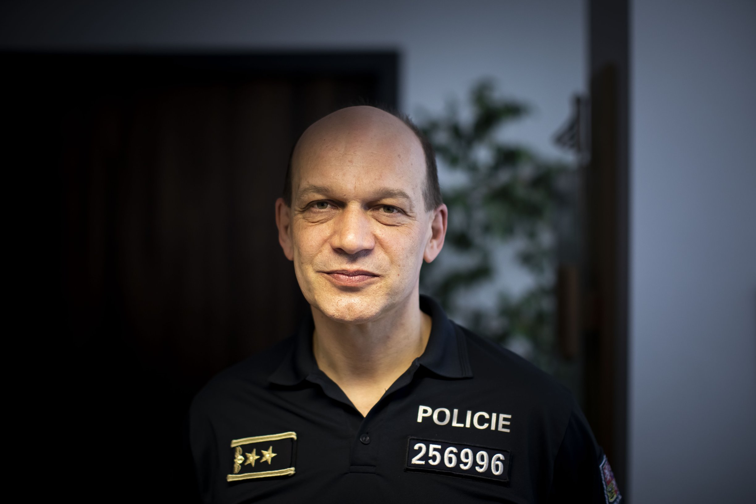 Policie prošetřuje páteční zásah proti návštěvníkům Sněmovny. „Nebudu přijímat ukvapené závěry,“ říká její šéf