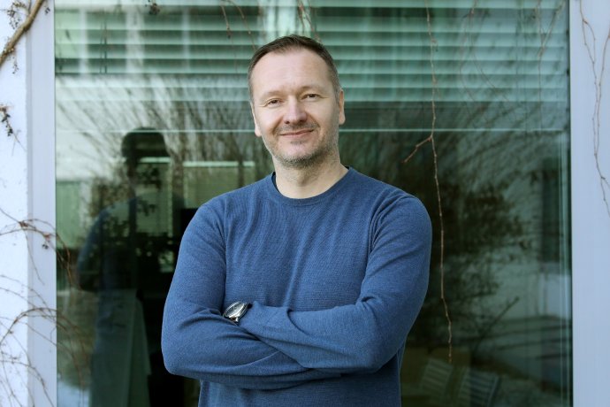 Daniel Grunt dříve vedl digitální aktivity skupiny CME. Začátkem roku se přesunul do funkce šéfa TV Nova. Foto: Ludvík Hradilek, Deník N