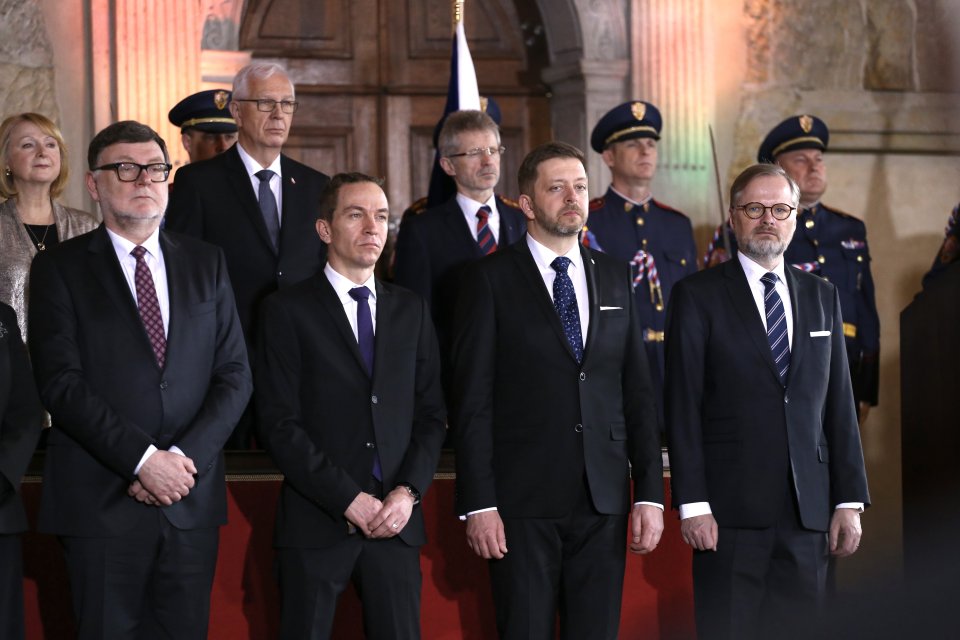 Vládní koalice ve Vladislavském sále na inauguraci prezidenta Petra Pavla. Foto: Adam Hecl, Deník N