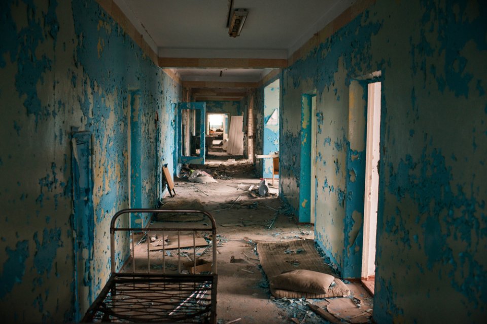 Zničená nemocnice ve Vysokopilji v Chersonské oblasti. Foto: Colin Delfosse, Lékaři bez Hranic