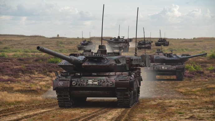 Moderní německé tanky Leopard 2A7. Češi mají obdržet ještě o něco novější verzi 2A8. Foto: Mike Mareen, Adobe Stock