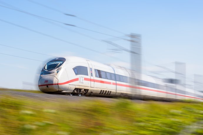 Rychlovlak ICE německých Deutsche Bahn. Foto: olrat, Adobe Stock