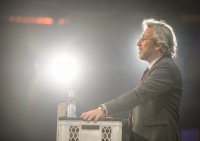 Turecký novinář Can Dündar v roce 2017. Foto: Republica GmbH, Flickr, <a href="https://creativecommons.org/licenses/by-sa/2.0/legalcode">CC BY-SA 2.0</a> 