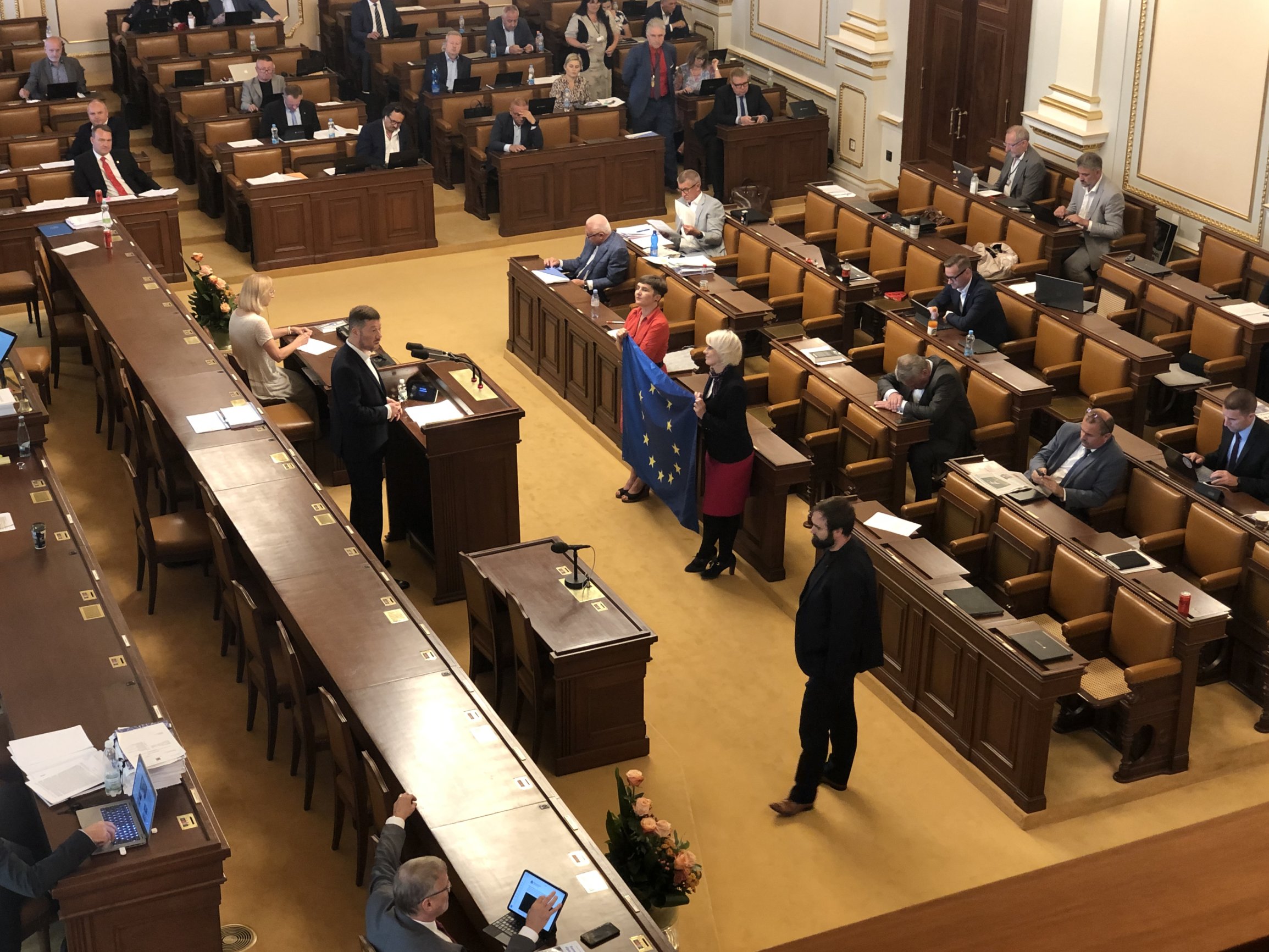 Předáci opozice ve Sněmovně kritizují vládu premiéra Petra Fialy. Foto: Tomáš Linhart, Deník N