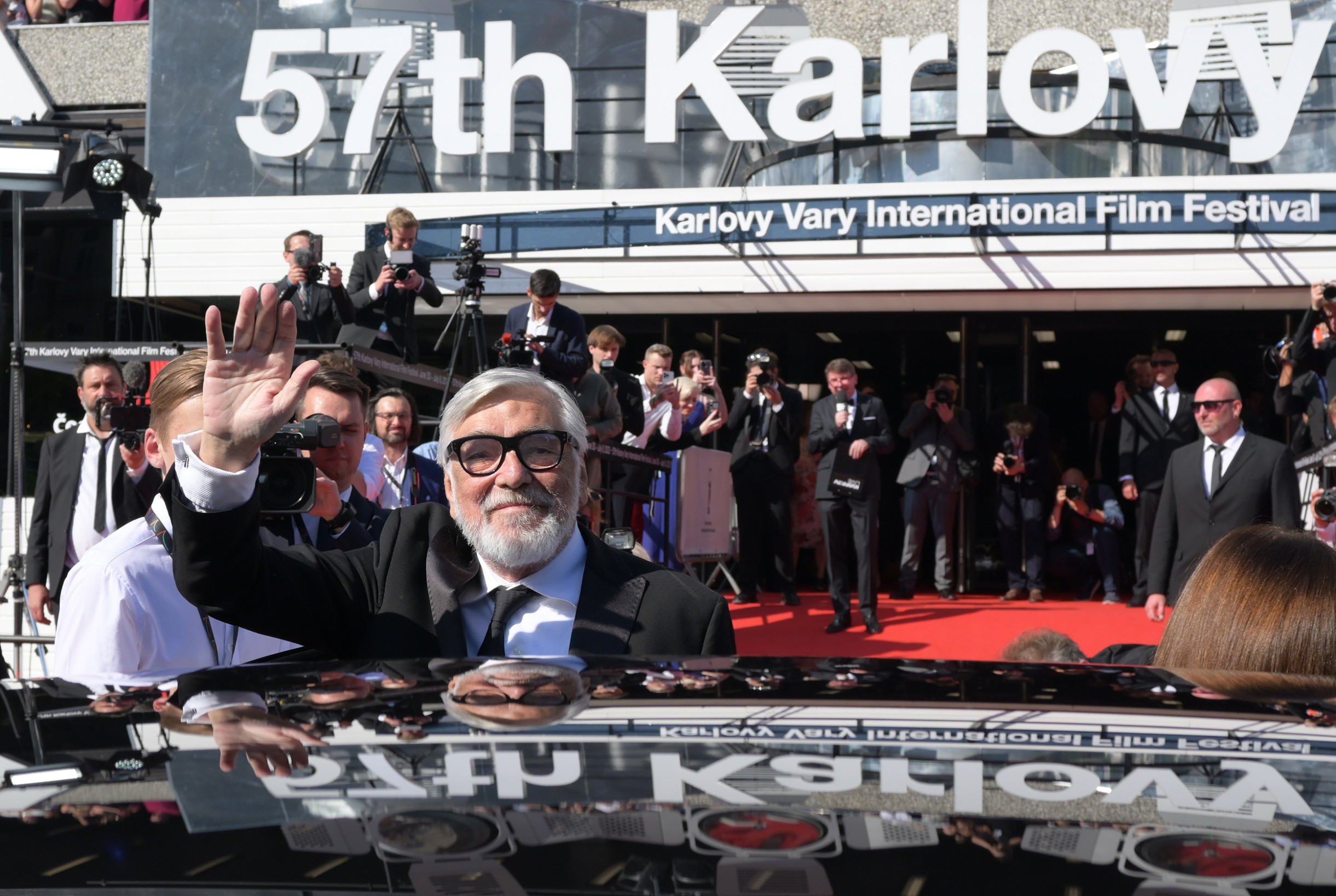 Zemřel Jiří Bartoška, prezident Varů, lev salónů i filmový a divadelní král