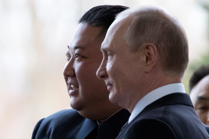 Vladimir Putin a Kim Čongun ve Vladivostoku v dubnu 2019. Setkají se znovu na stejném místě? Foto: Alexander Zemlianichenko / Pool via Reuters
