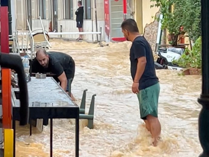 Záplavy na řeckém ostrově Skiathos, 5. září 2023. Foto: @toivo_kit – Instagram via Reuters