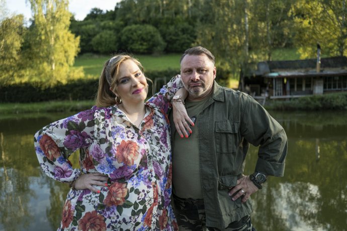 Petra Nesvačilová a Radek Holub v seriálu Osada II. Foto: Česká televize