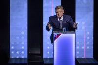 Robert Fico v jedné z televizních debat, kterou se rozhodl nevynechat. Foto: Tomáš Benedikovič, Denník N