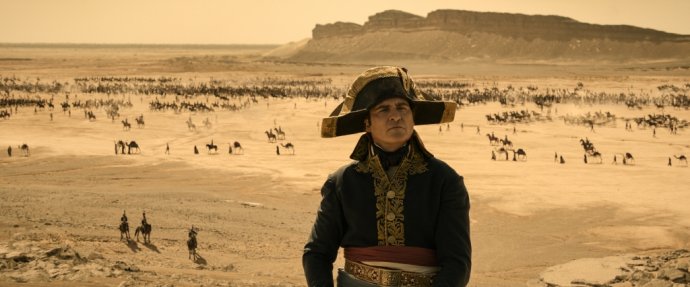 Joaquin Phoenix jako Napoleon Bonaparte. Foto: Falcon