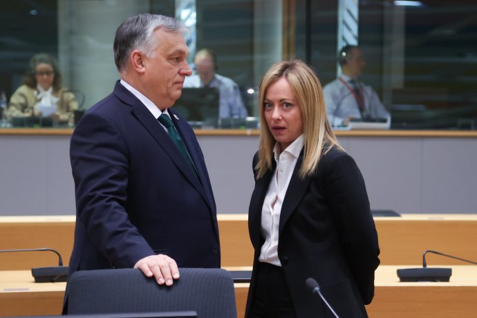 O případu spolu mluvili i premiéři Maďarska a Itálie Orbán a Meloni na posledním summitu EU (Evropské radě) minulý týden 1. února. (Tento snímek je ale ze summitu v prosinci 2022.) Foto: EU