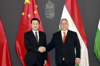 „Naše přátelství odolalo zubu času.“ Čínský ministr veřejné bezpečnosti Wang Siao-chung přijel za Viktorem Orbánem do Budapešti koncem minulého týdne. Foto: Sin-chua, Profimedia