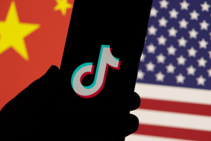 Sociální síť používaná hlavně teenagery je dnes závažným předmětem sporu mezi USA a Čínou. Foto: Adobe Stock