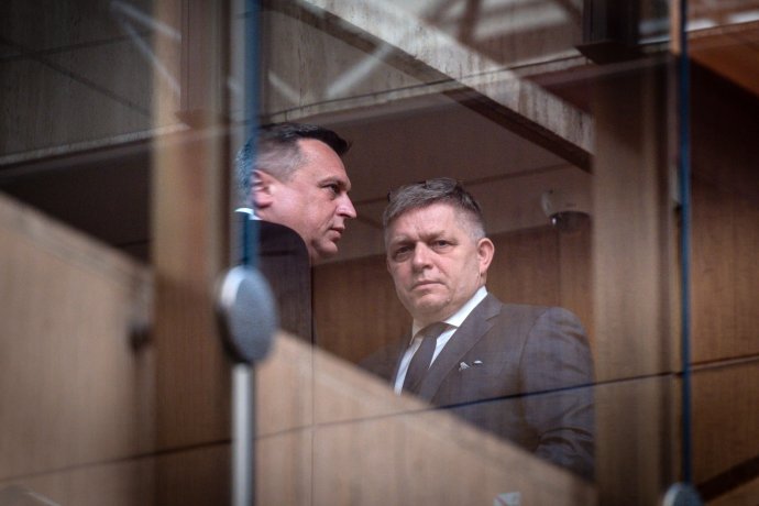 Slovensko může pocítit dopady zahraniční politiky vlády Roberta Fica. Foto: Tomáš Benedikovič, Denník N