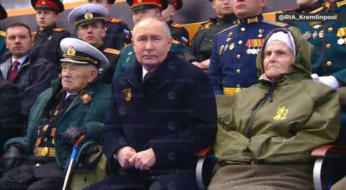 The military parade in Moscow began, Lukashenko arrived with a dog