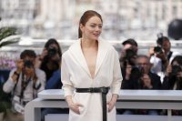 Emma Stone v Cannes představila film Milé laskavosti. Foto: ČTK / AP / Scott A Garfitt